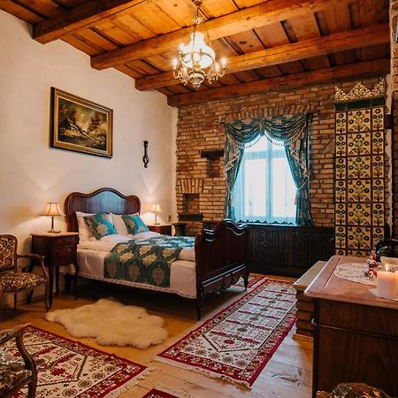 Molnos Kuria Pension Корунд Екстер'єр фото