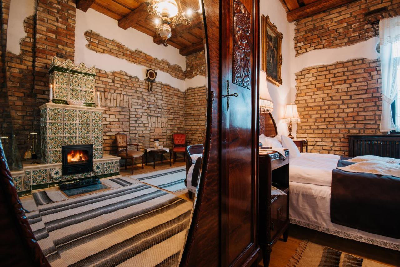 Molnos Kuria Pension Корунд Екстер'єр фото