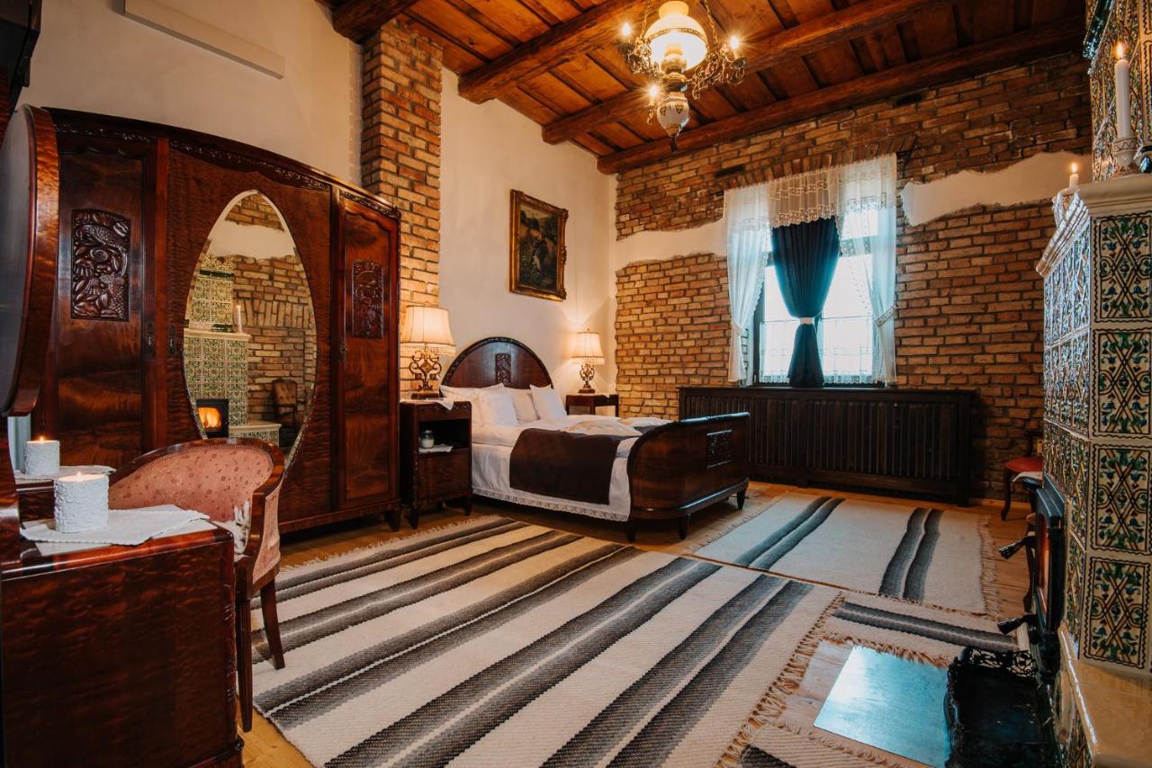 Molnos Kuria Pension Корунд Екстер'єр фото