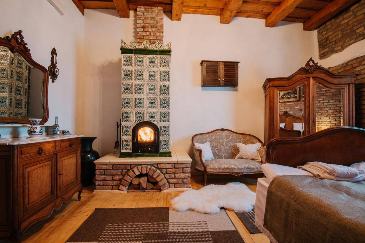 Molnos Kuria Pension Корунд Екстер'єр фото