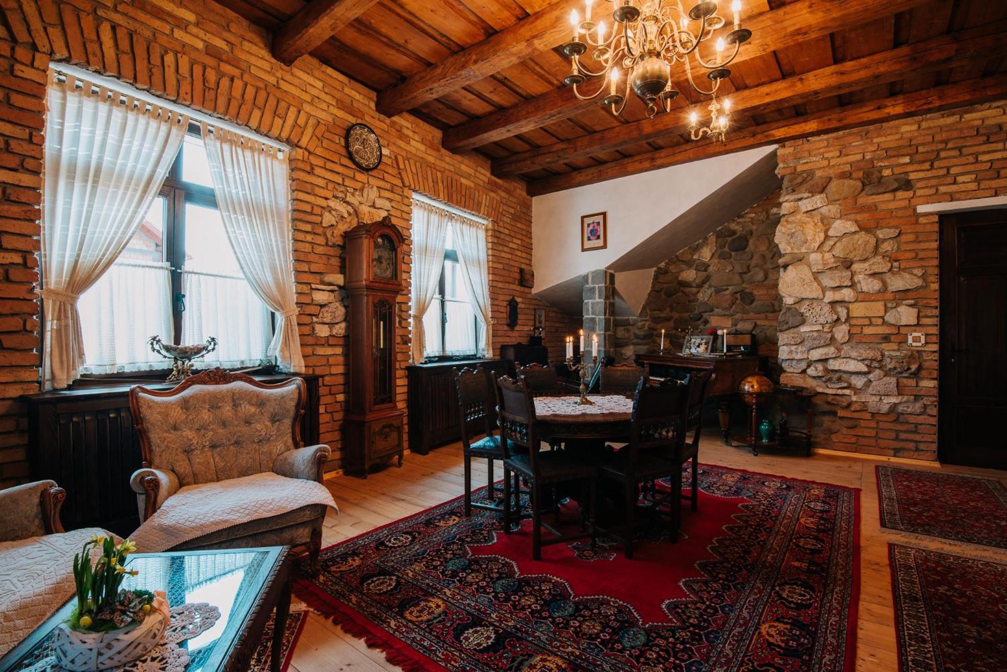 Molnos Kuria Pension Корунд Екстер'єр фото