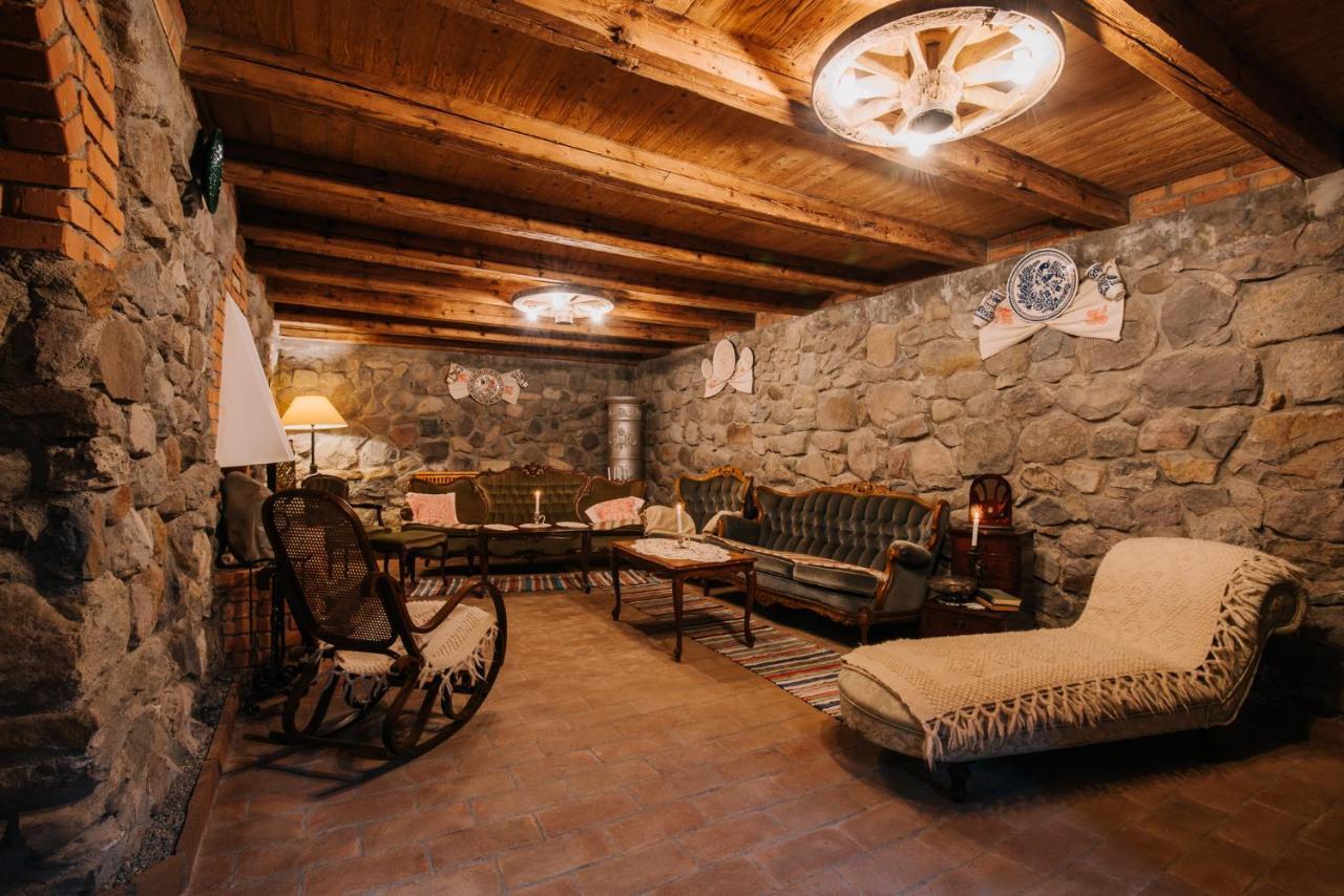 Molnos Kuria Pension Корунд Екстер'єр фото