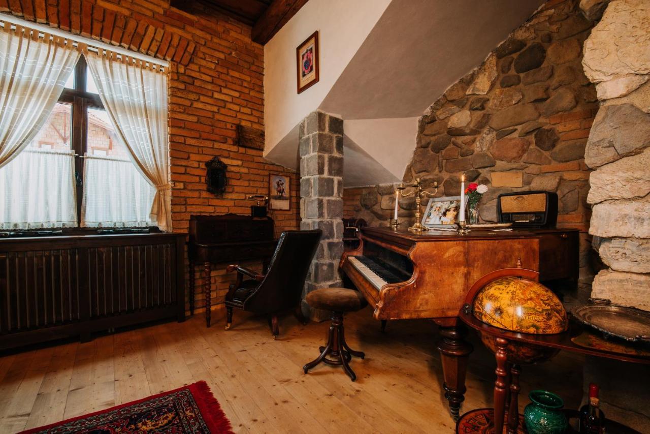 Molnos Kuria Pension Корунд Екстер'єр фото